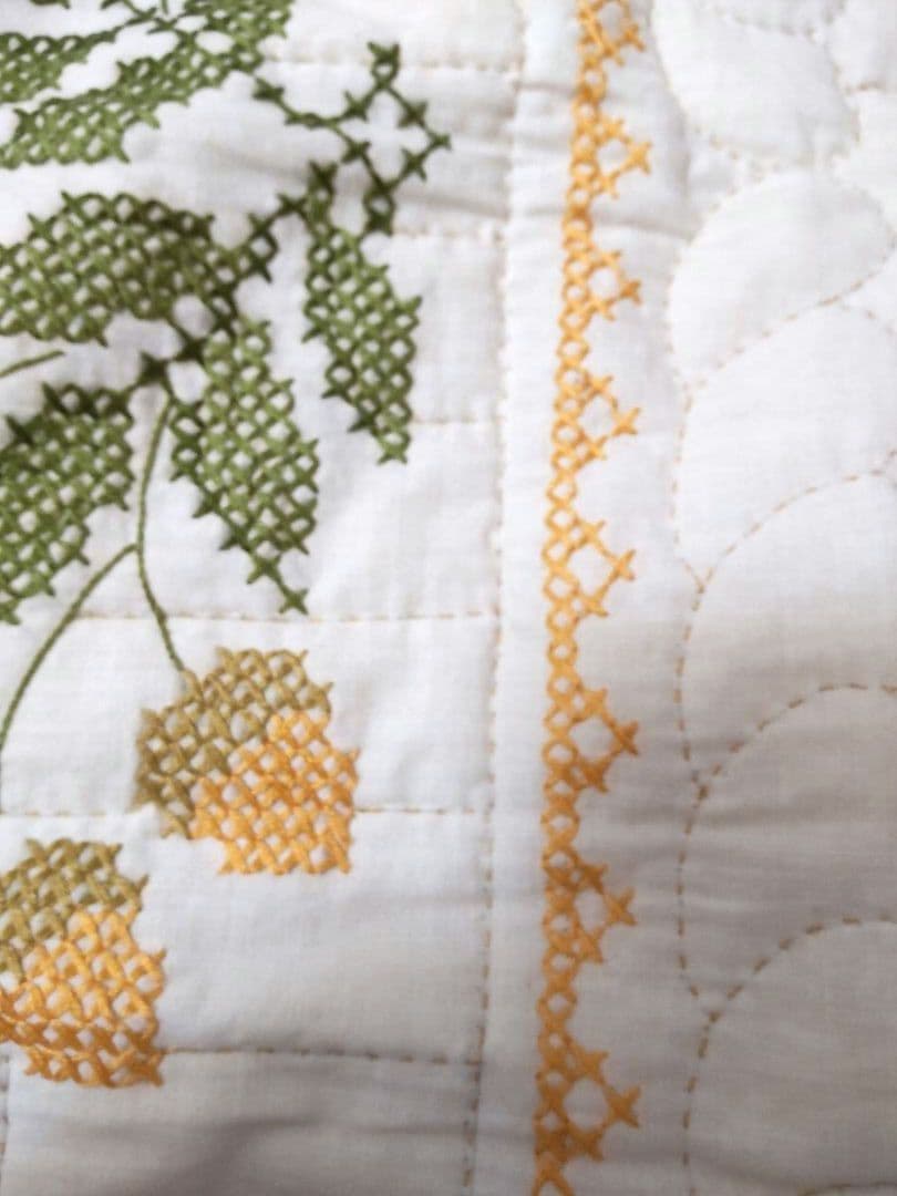 フランスアンティーク どんぐり ヴィンテージ クロスステッチ キルティング