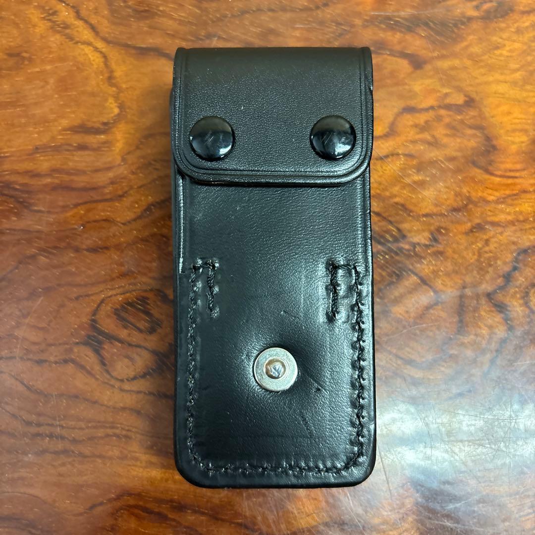黒レザーセキュリティケース　警棒吊り　0204o217