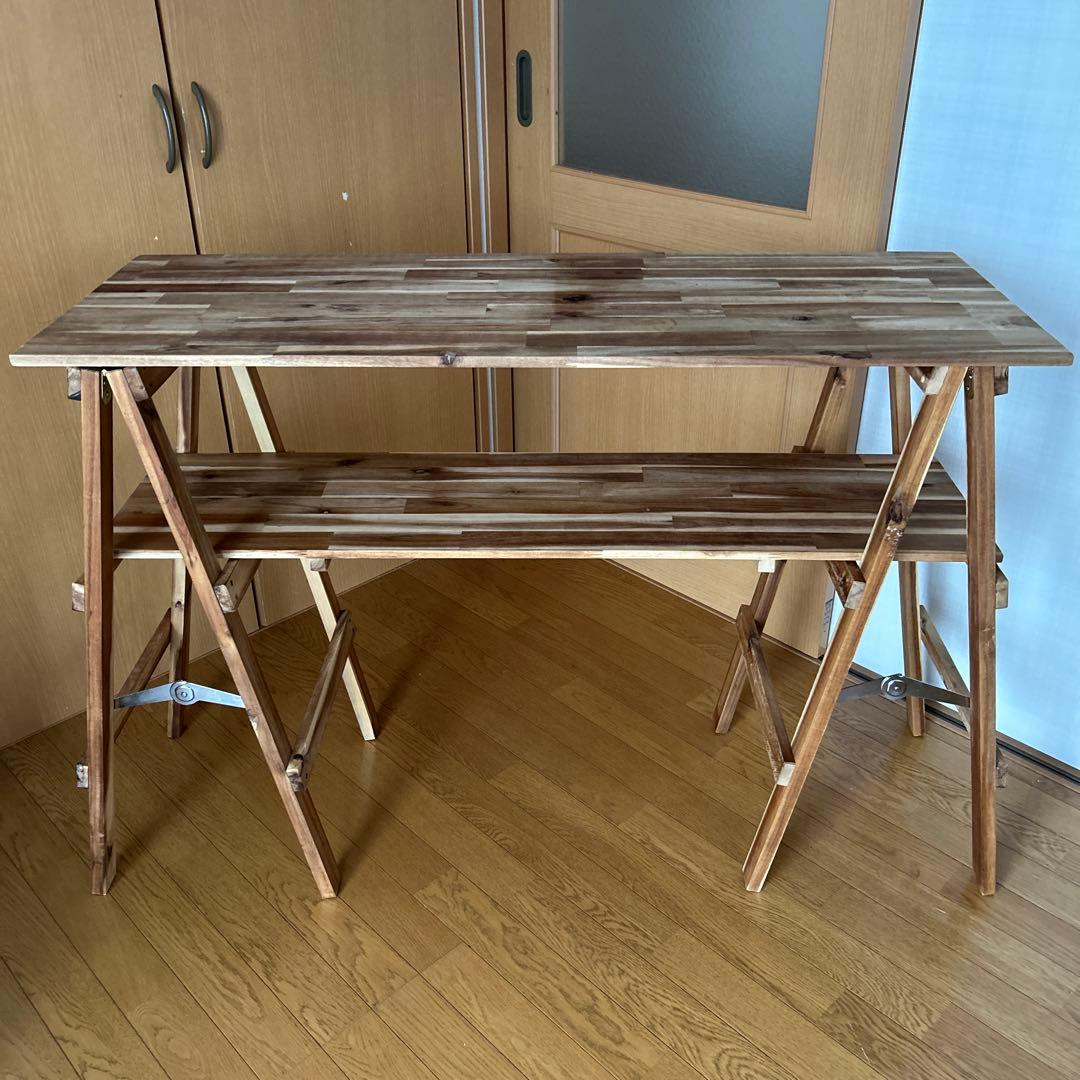 折りたたみ木製テーブル