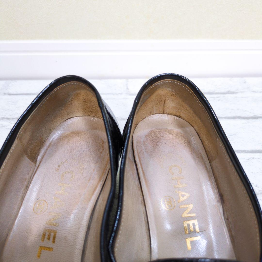 ギ*ン様 CHANEL　シャネル　ココマーク　ターンロック　エナメル　パンプス
