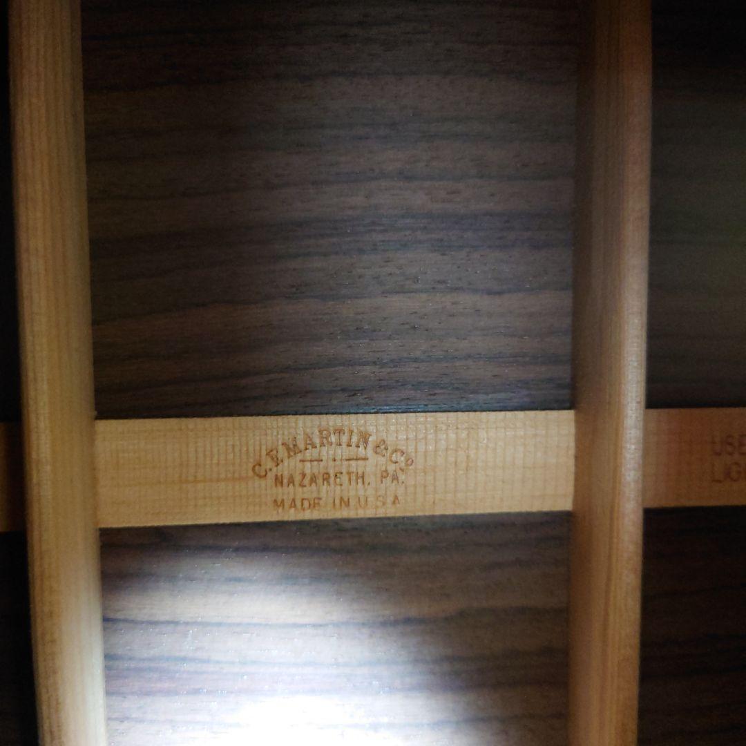 マーチンD-28 アコースティックギター 専用ケース付