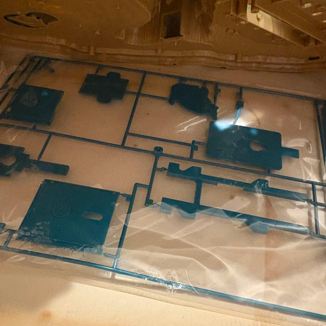 サンダーバードThunderbird秘密基地プラモデルモーター動力トレイシー島