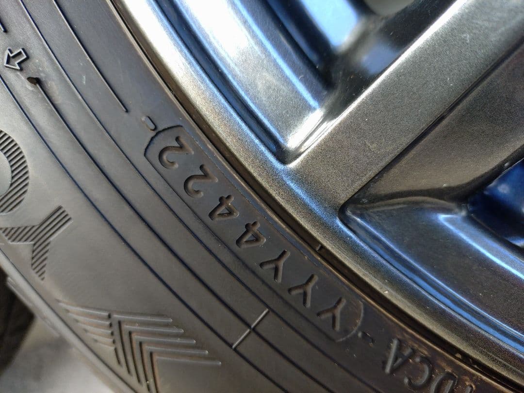 良品 185/60R15 2021 22年製 ヨコハマ スタッドレス 2本分①