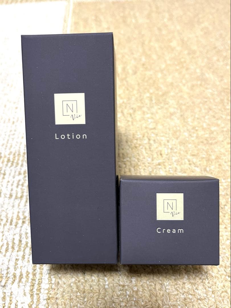 モイストリッチ　ローション　バイアクリームセット