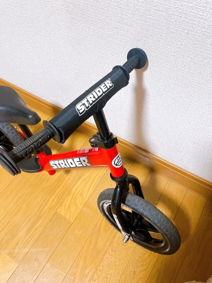 ストライダー　スポーツ　赤