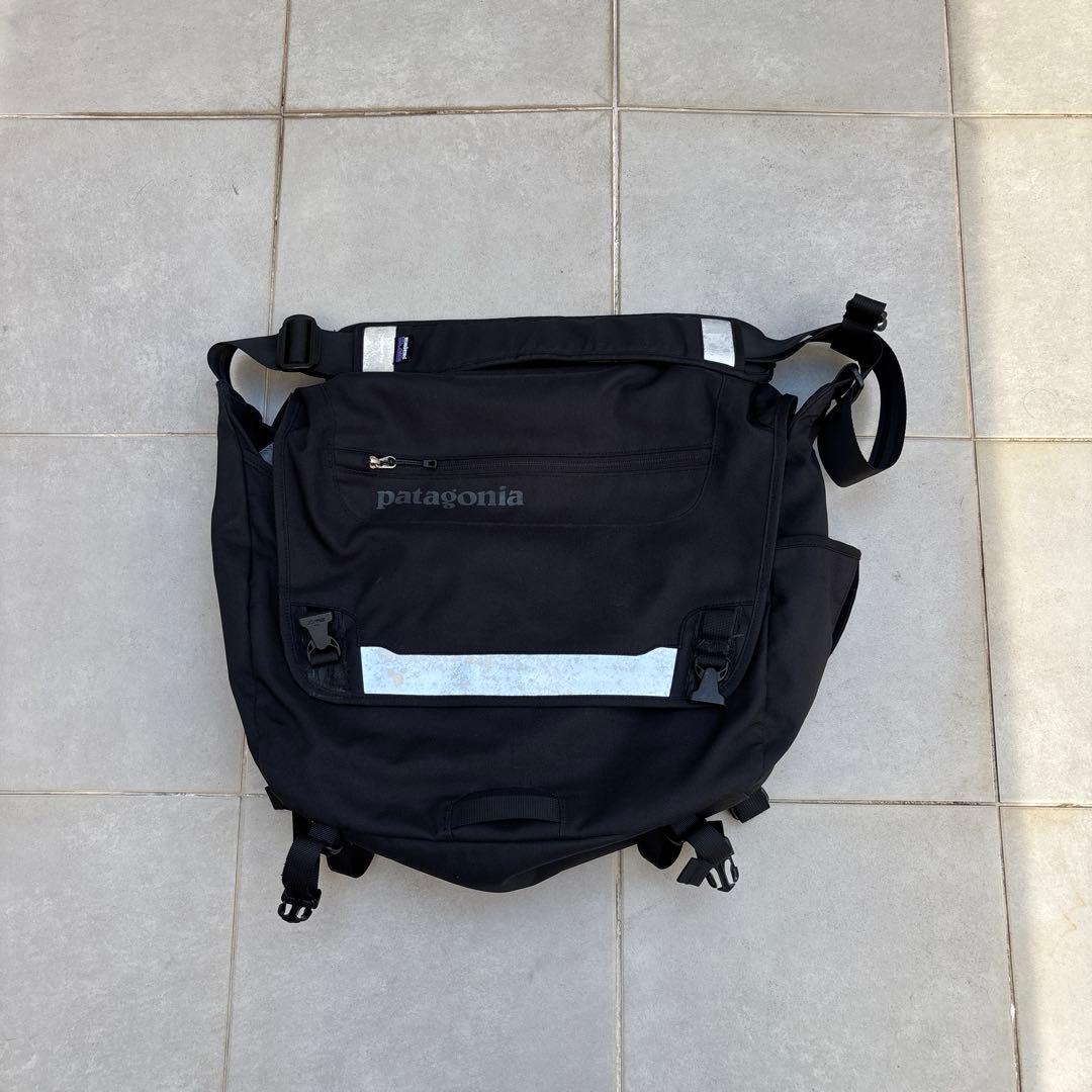<最終値下げ> patagonia メッセンジャーバッグ