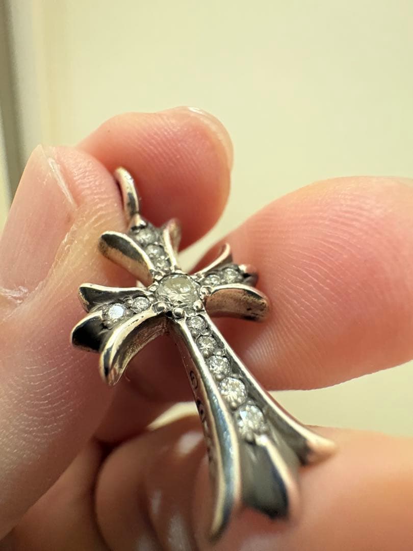 クロムハーツ/タイニーファットクロス PAVEダイヤ