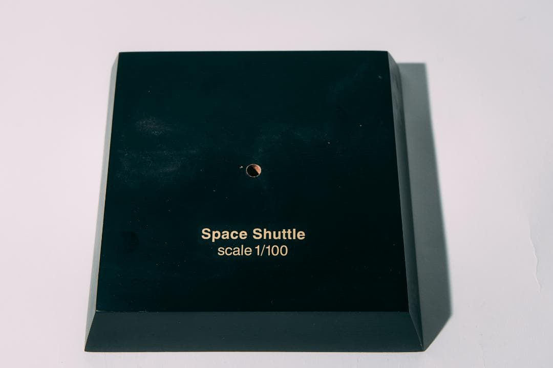 スペースシャトル　スケール1/100　Atlantis アトランティス