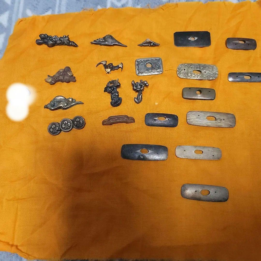 前金具 一式 前金具 目貫 煙草入れ 煙管 骨董 銀 銅 真鍮 彫金 金工