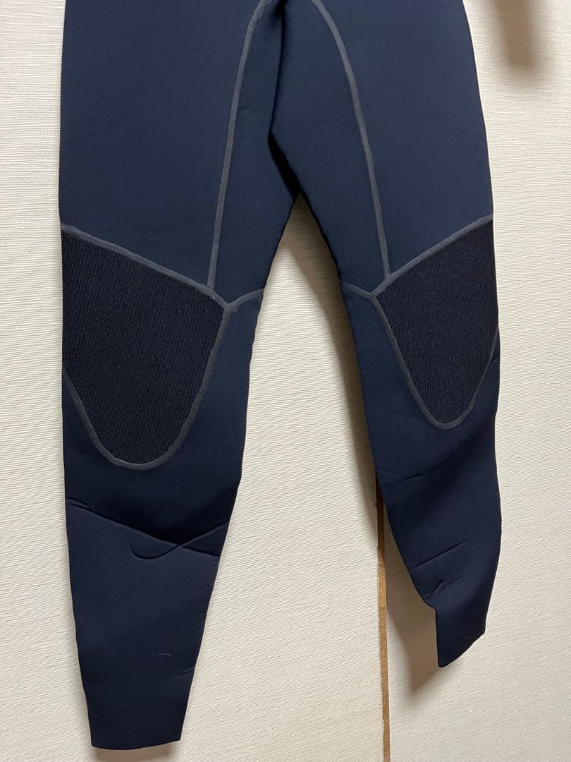 パタゴニア R1ウエットスーツ　レディースフルスーツ 黒