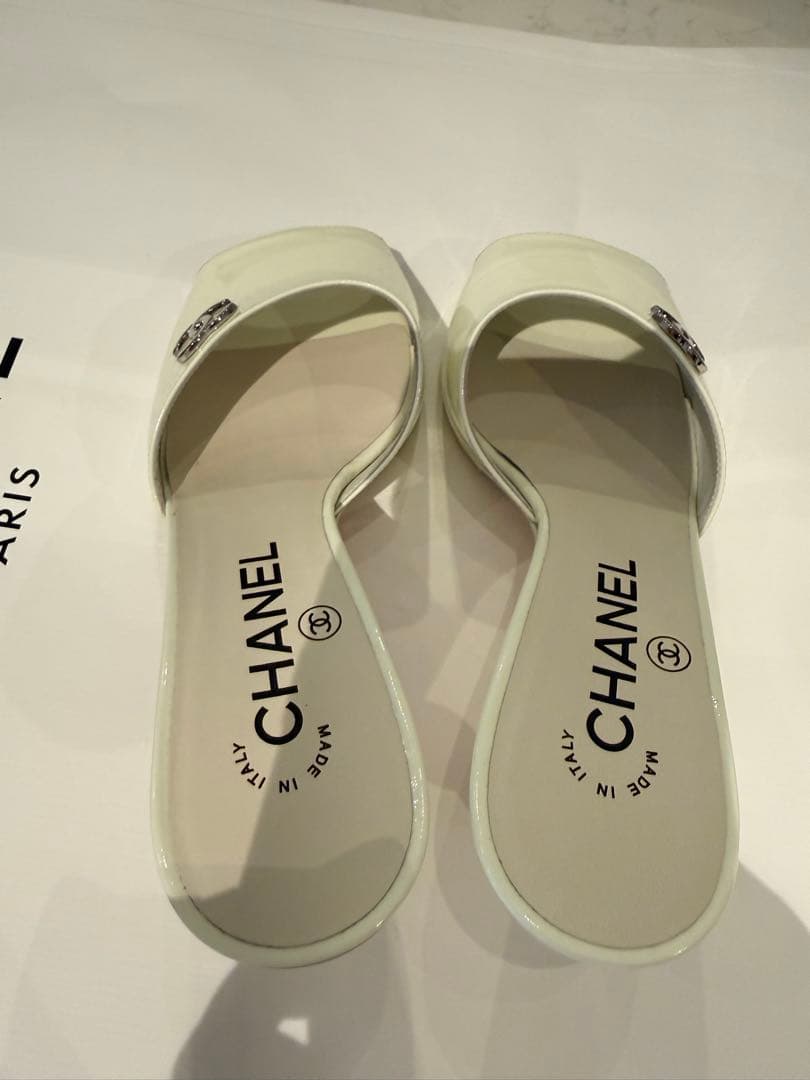 CHANEL オープントゥサンダル パールヒール 35½