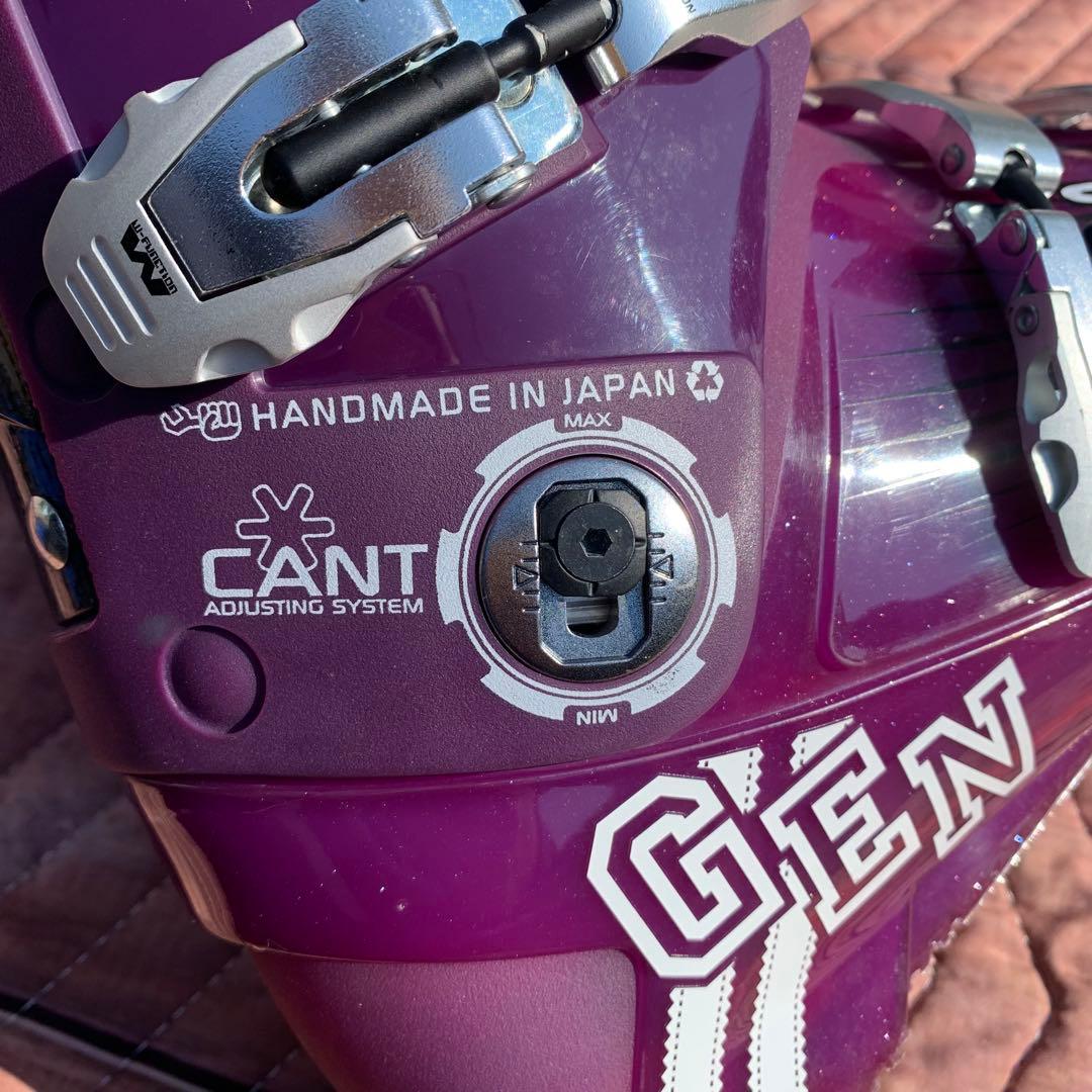 GEN Bumps 9 WCUP スキーブーツ モーグル　フリースタイル