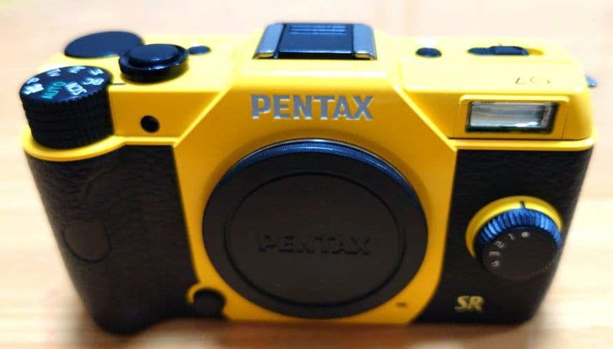 PENTAX Q7標準ズームセット　ジャンク