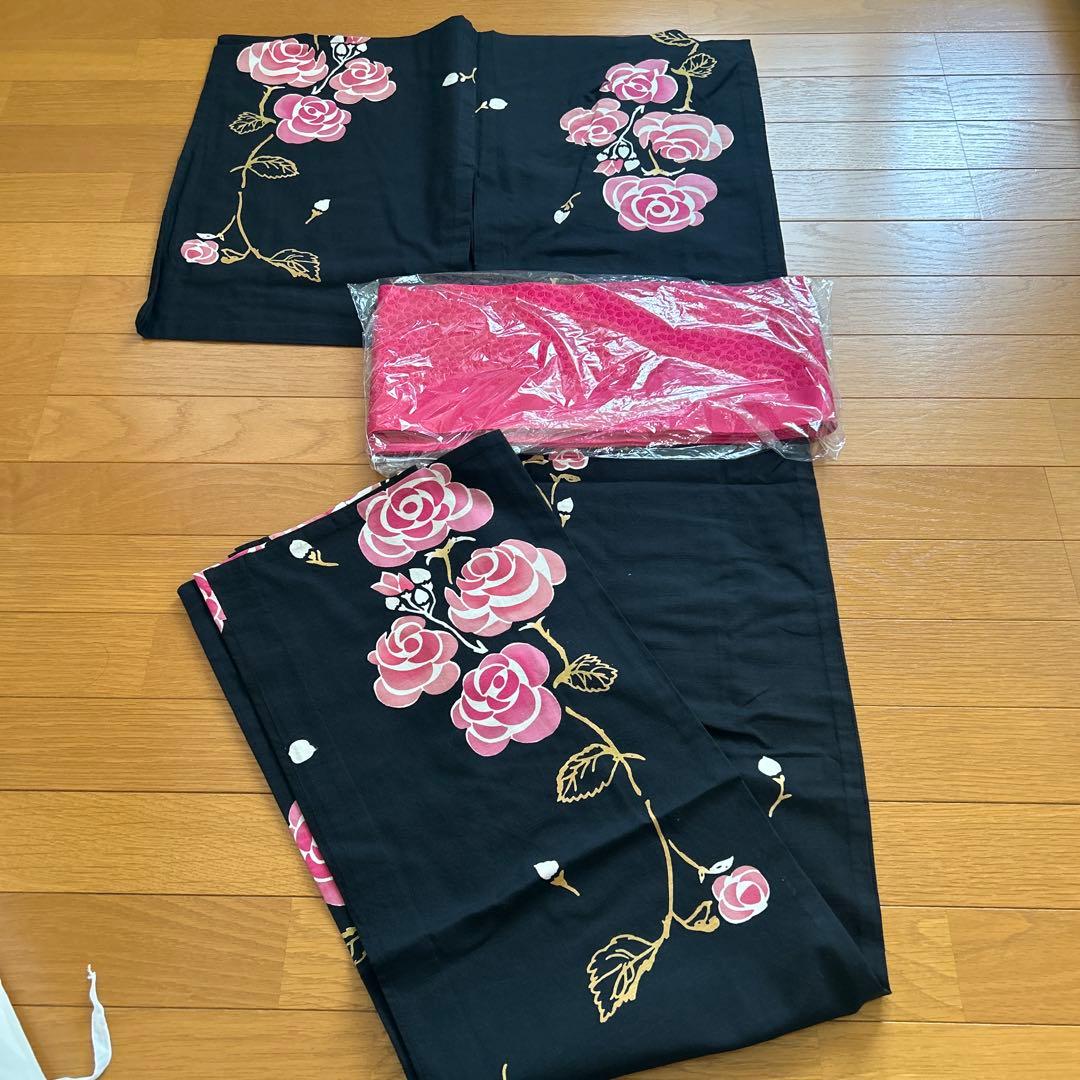 ツモリチサト浴衣、帯セット　バラ柄　着物　ブラック