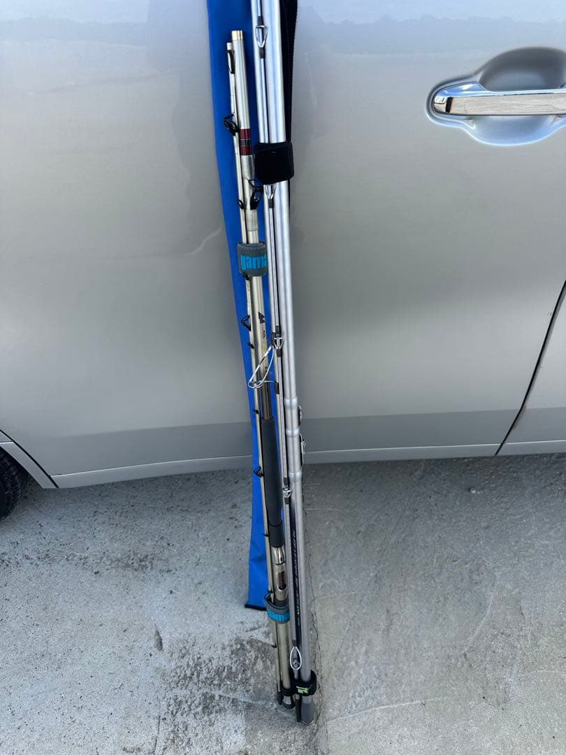 美品シマノSURF LEADER SF 4105 DX とがま船真鯛50-360