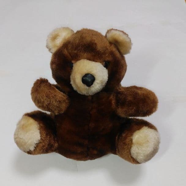 くまのぬいぐるみが変身