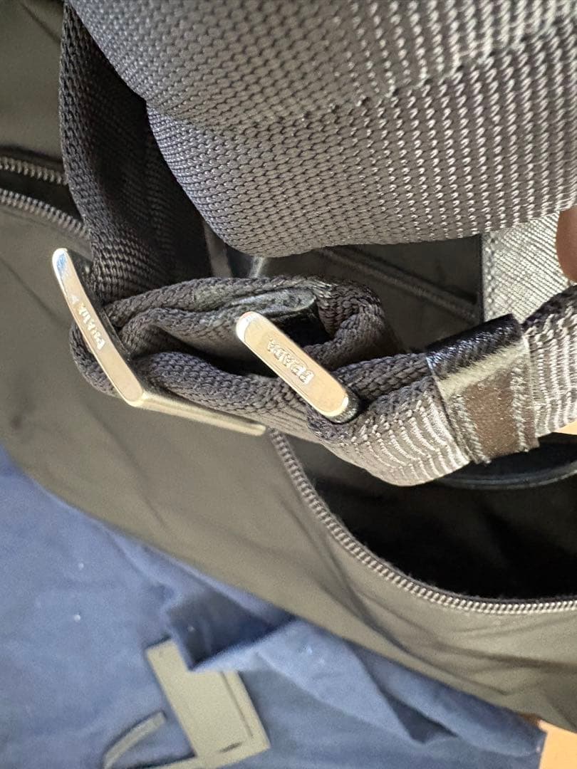 PRADA プラダ ビジネスバッグ ブリーフケース ナイロン 三角ロゴ 黒