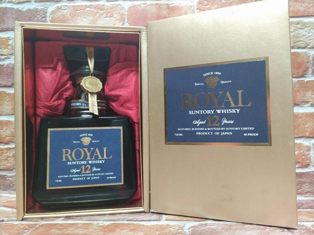 サントリー　ローヤル　プレミアム12年【ブルーラベル】¥