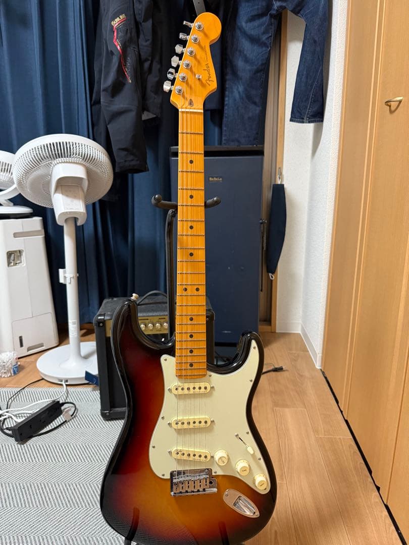 ギター Fender USA American Ultra Stratocaster
