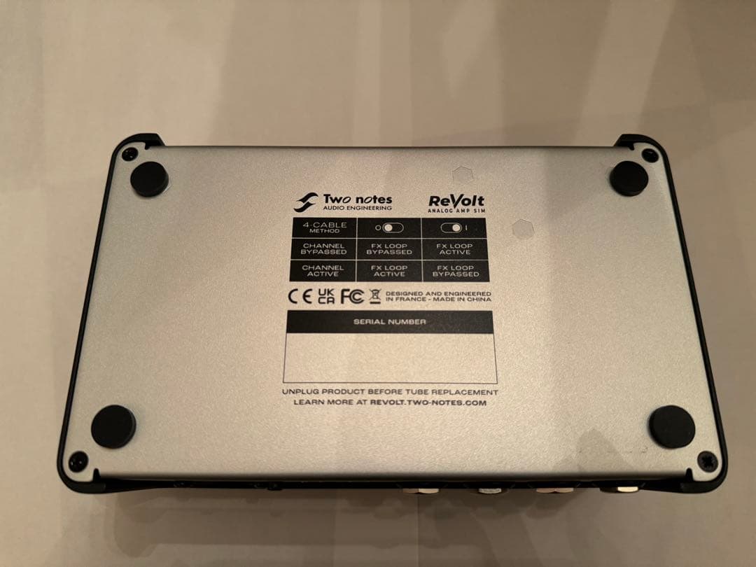 ギター Two notes ReVolt Guitar