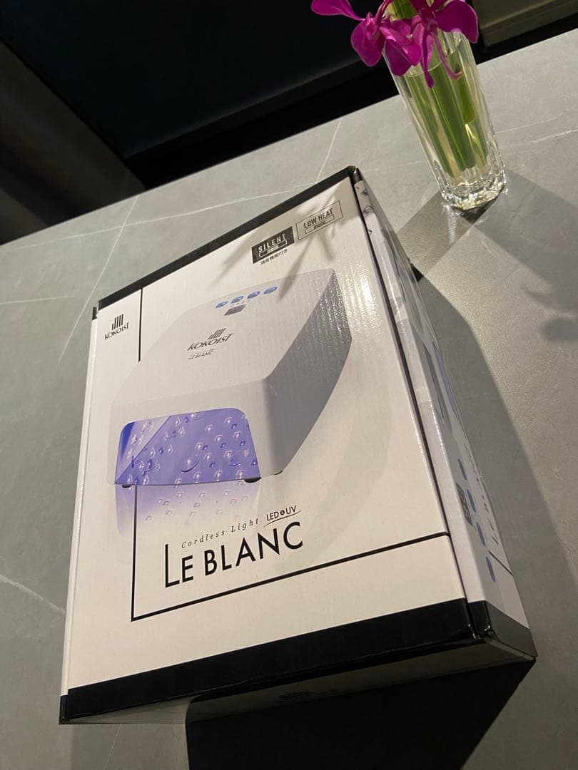 【＊KOKOIST LED&UV コードレスライト＊】