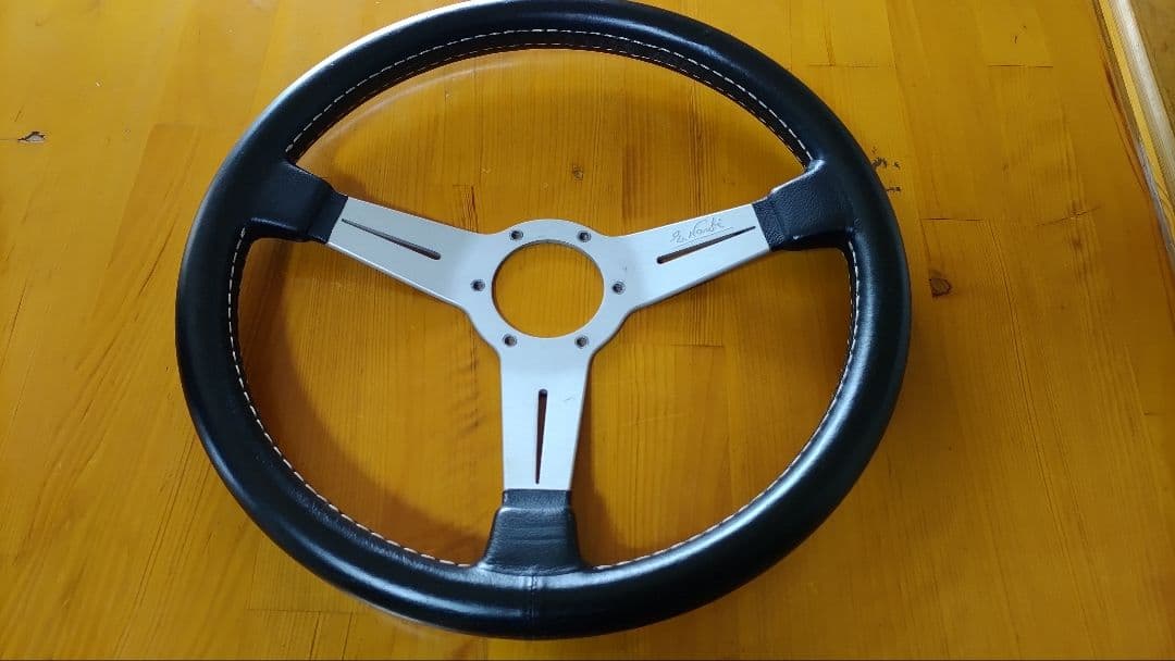 Nardi ステアリング 3スポーク ブラック