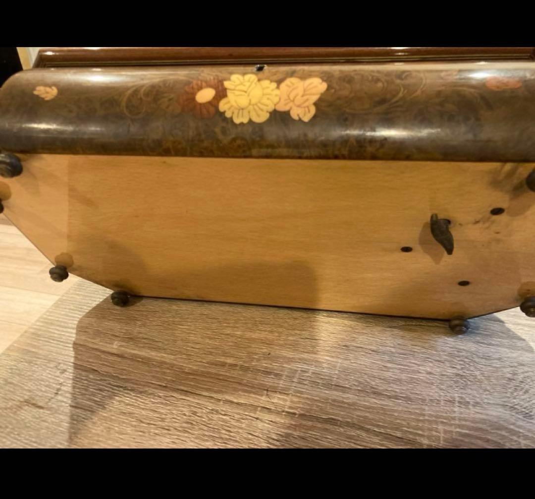 スイス　(リュージュ) ルージュ社 36弁 オルゴール 宝石箱