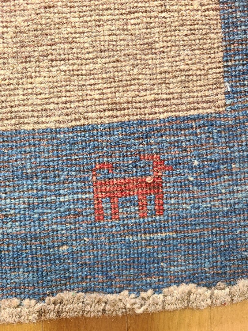 連休限定価格♪ギャッベ　手織り絨毯　民族模様　ラグ　約125×85㎝