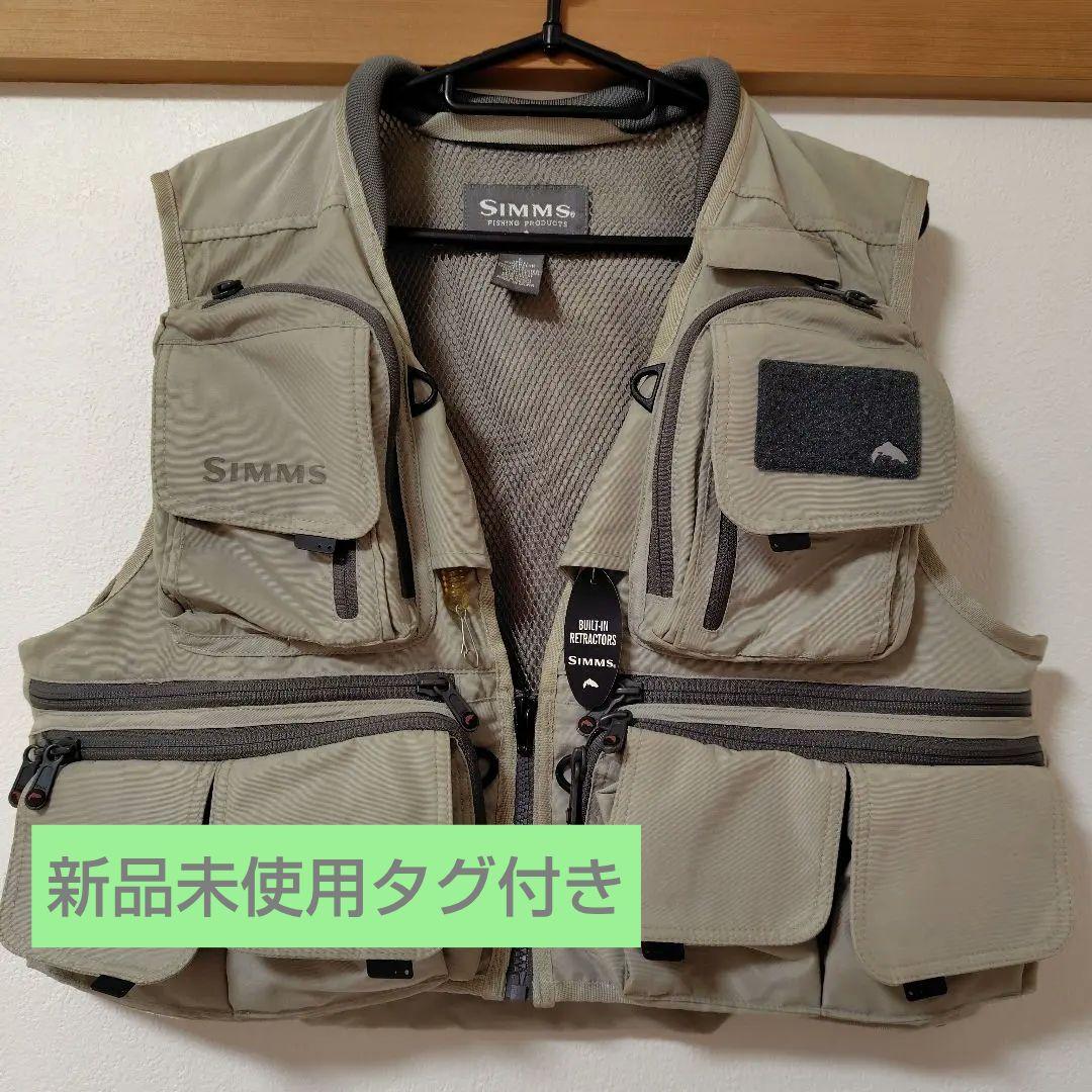 新品未使用タグ付き SIMMS シムス フィッシングベスト S ベージュ 釣り