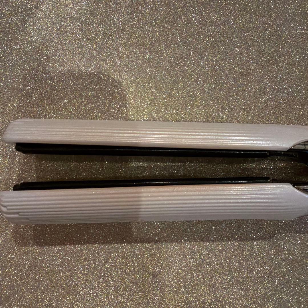 ReFa ストレートヘアアイロン　新品アイロン台付き