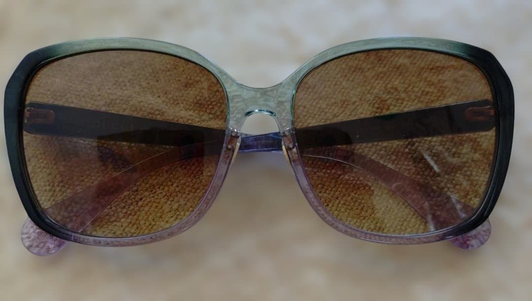 Gucci グラデーションオーバーサイズサングラス