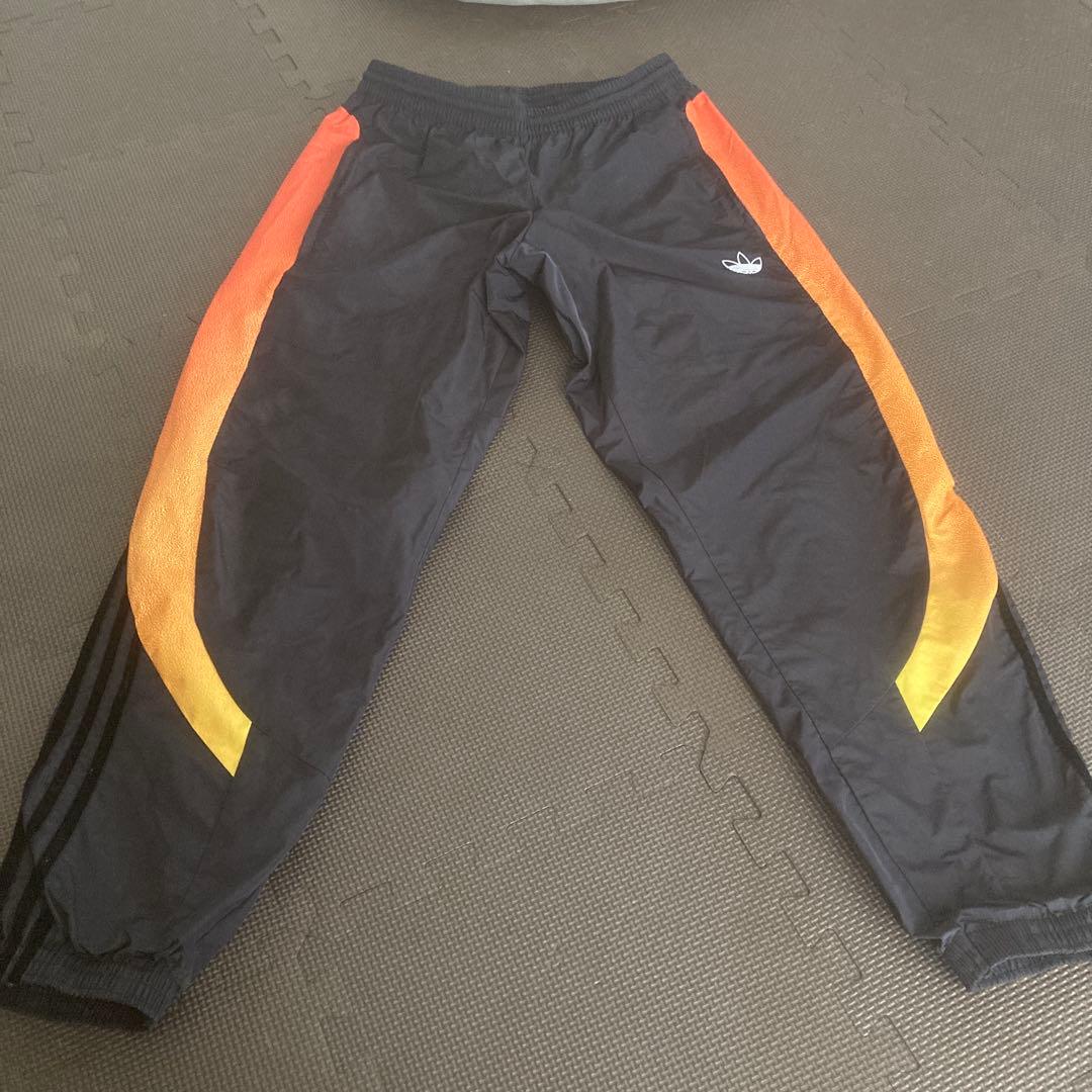 ウォーキング・ランニングウェア adidas SPRT SPRAY TRACK PANTS GN2462