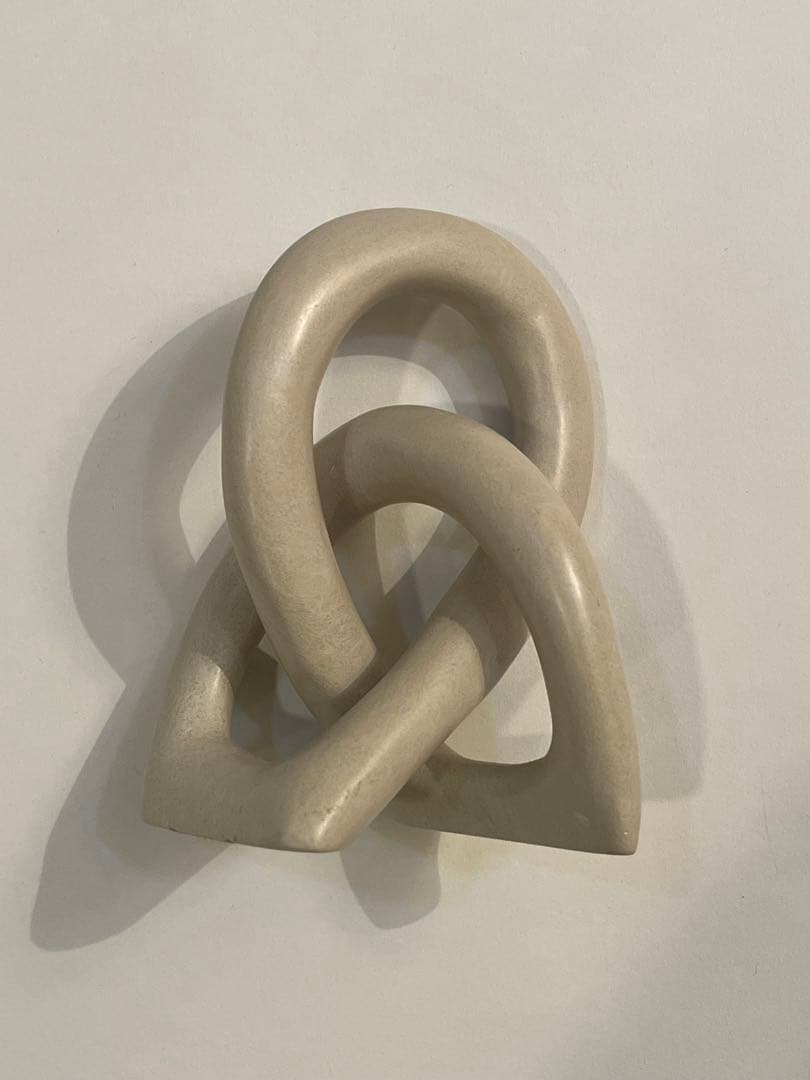 カナディアンエスキモー　一石彫り立体彫刻　プリミティブアート　パワーストーン