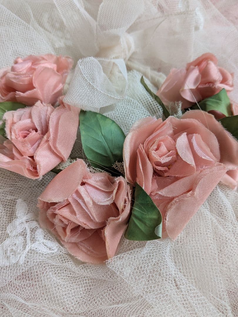 花冠　ピンクの薔薇柄　アンティーク、ヴィンテージ