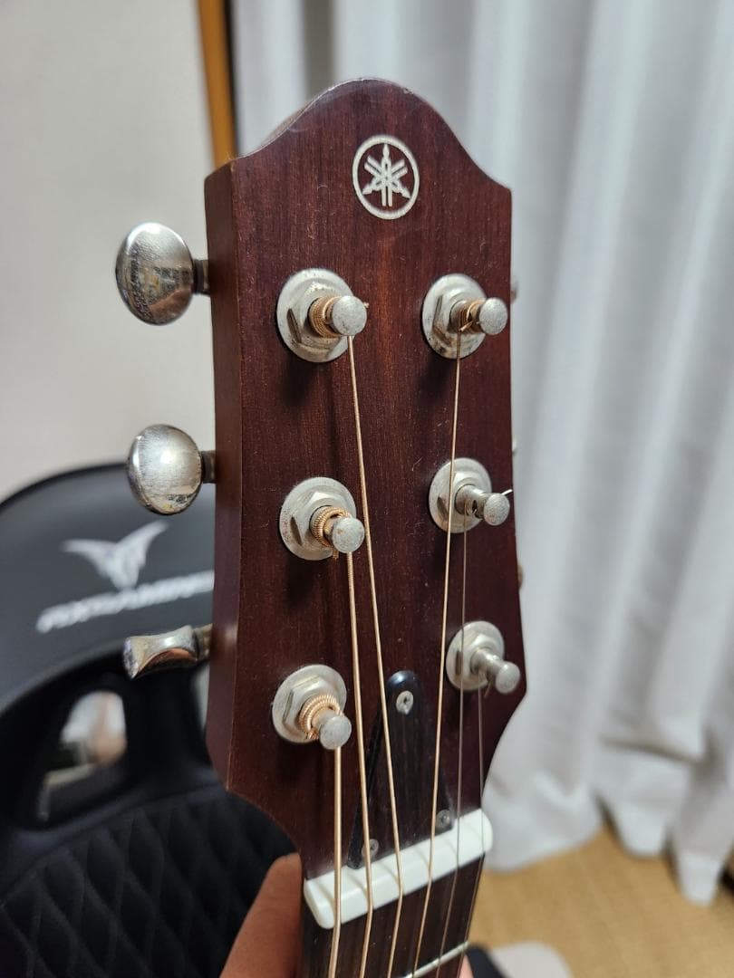 Yamaha SLG-200S サイレントギターアコースティックギター