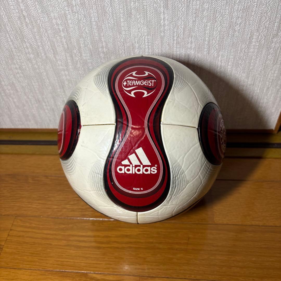 adidas TEAMGEIST 公式球　5号