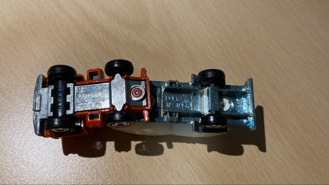 トミカ バルクトレーラー 19