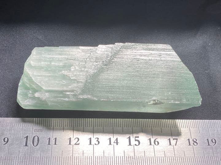 クンツァイト　139g