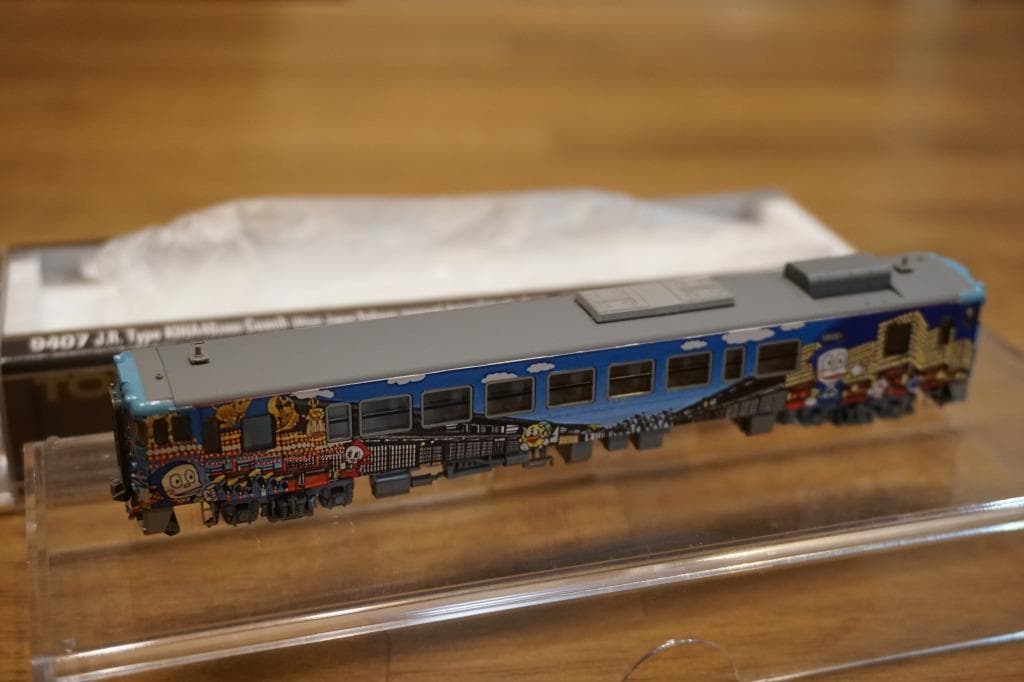 TOMIX キハ40　2137 氷見線・城端線　ハットリくんラッピング塗装　T車