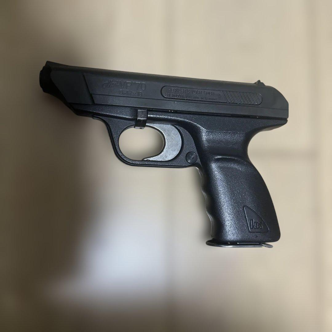 MGC VP70 モデルガン バイオハザード レオン