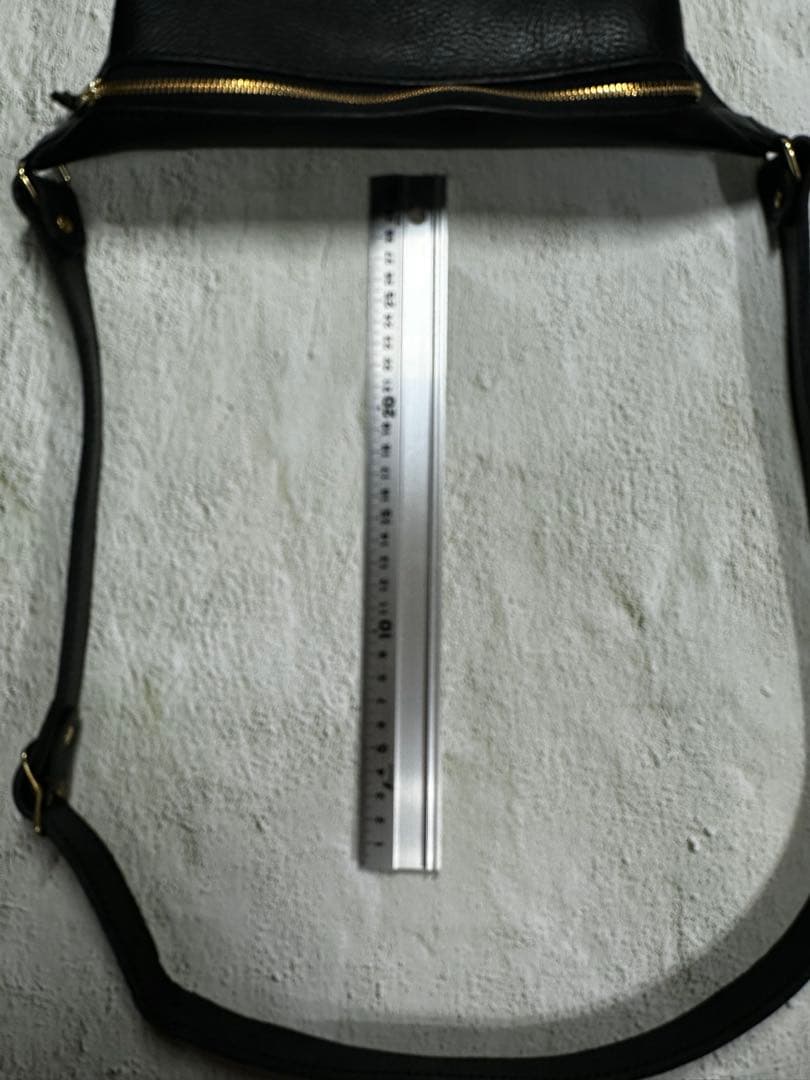 ボディーバック本革