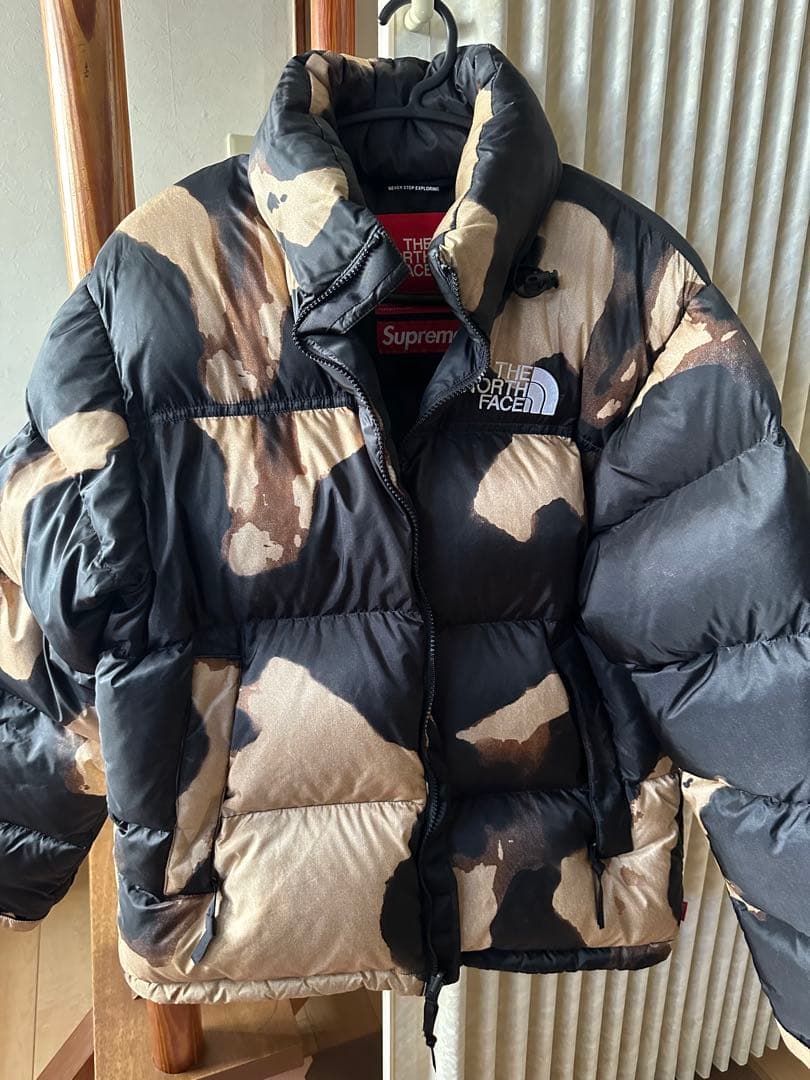 The North Face × Supreme 迷彩ダウンジャケット