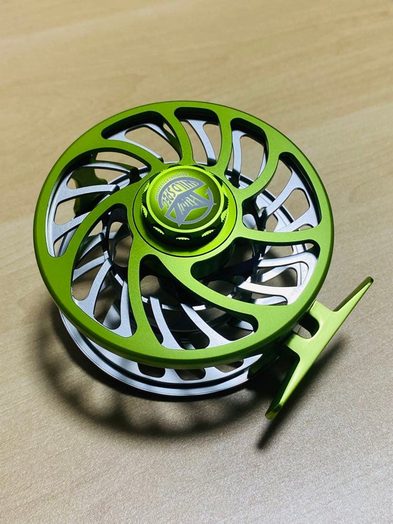 Wild SpecフライリールSS9/10/11 右巻き