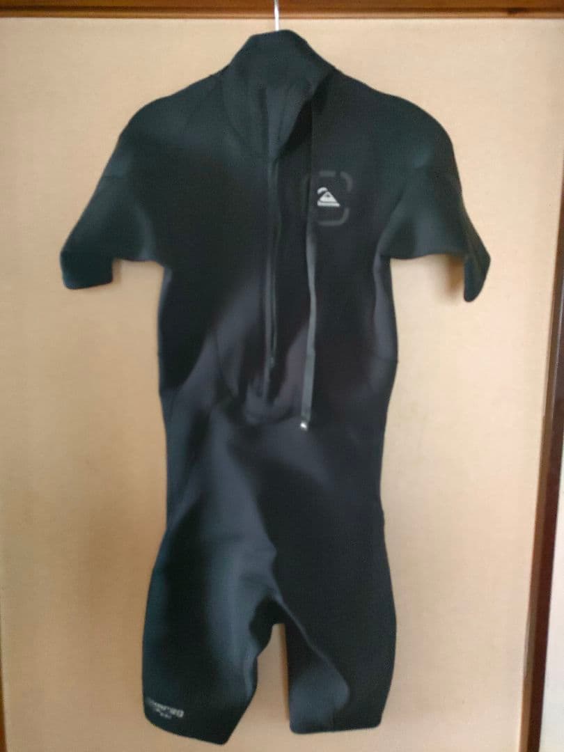 Quiksilver　スプリングウェットスーツ　MLサイズ