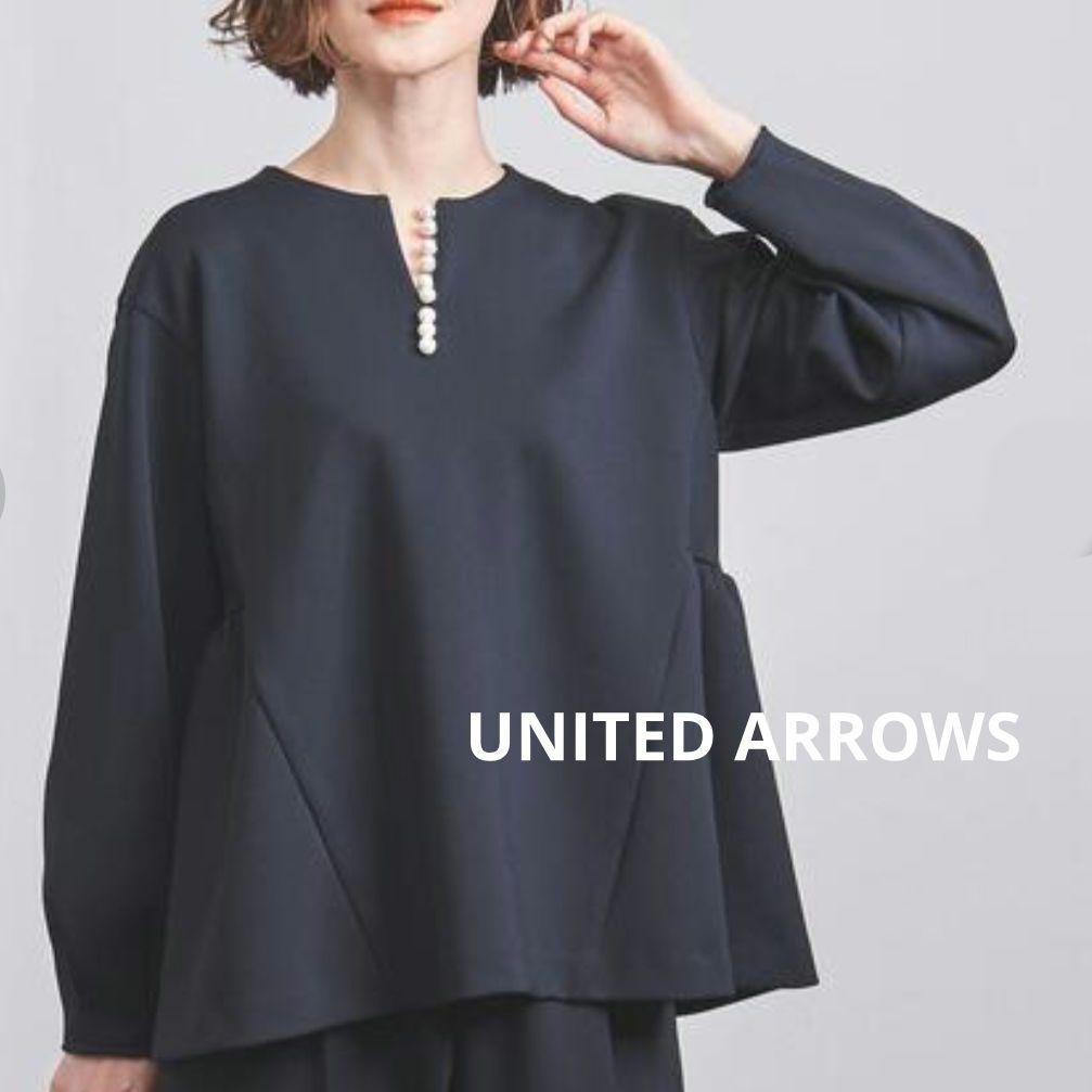UNITED ARROWS SPONGY パールモチーフブラウス