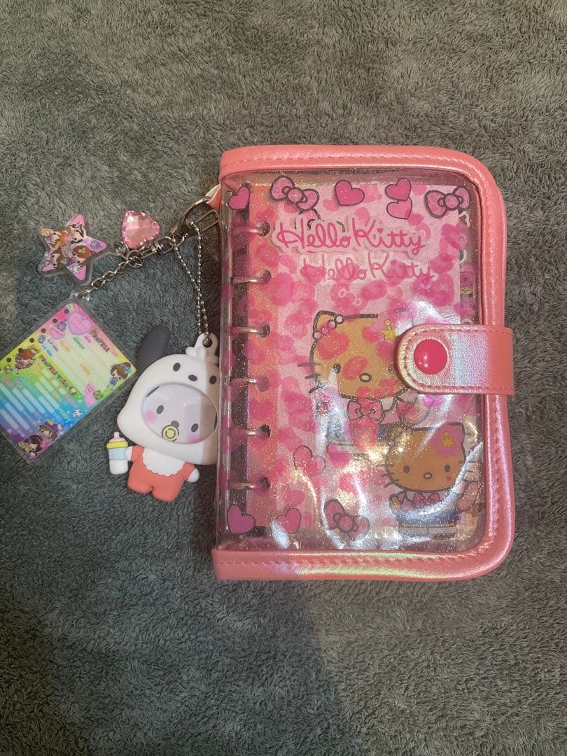 【コギャルキティシール帳　バインダー付き】サンリオ　ズートピア　シール帳ランダム