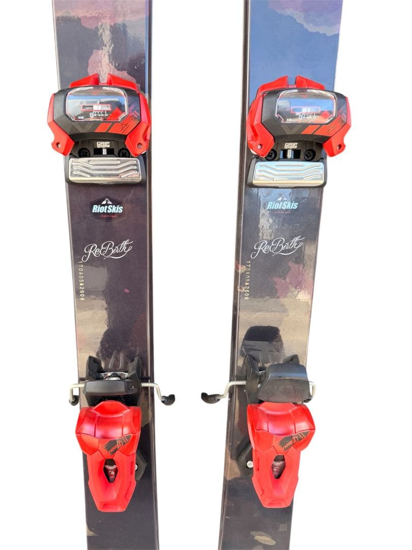 『新品・未使用』ライオットスキー　リバース　170cm チロリア　アタック11