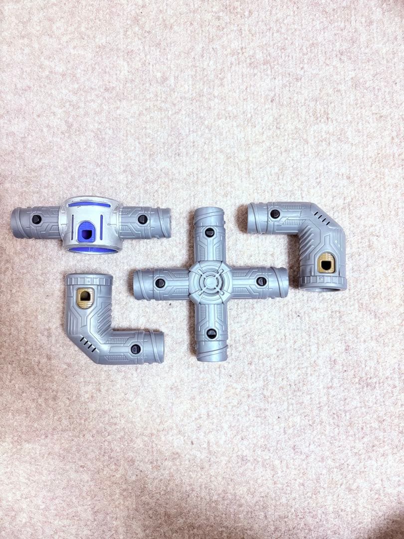 注目品！スターウォーズ ライトセーバーセットジェダイマスター 組み立て自由