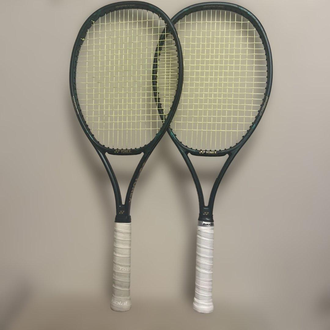 O*S様 【美品】YONEX VCORE PRO100 G3（2本セット）