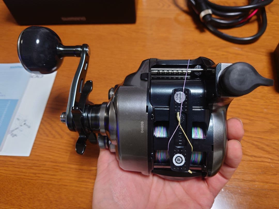 SHIMANO 24フォースマスター2000 バッテリー付き